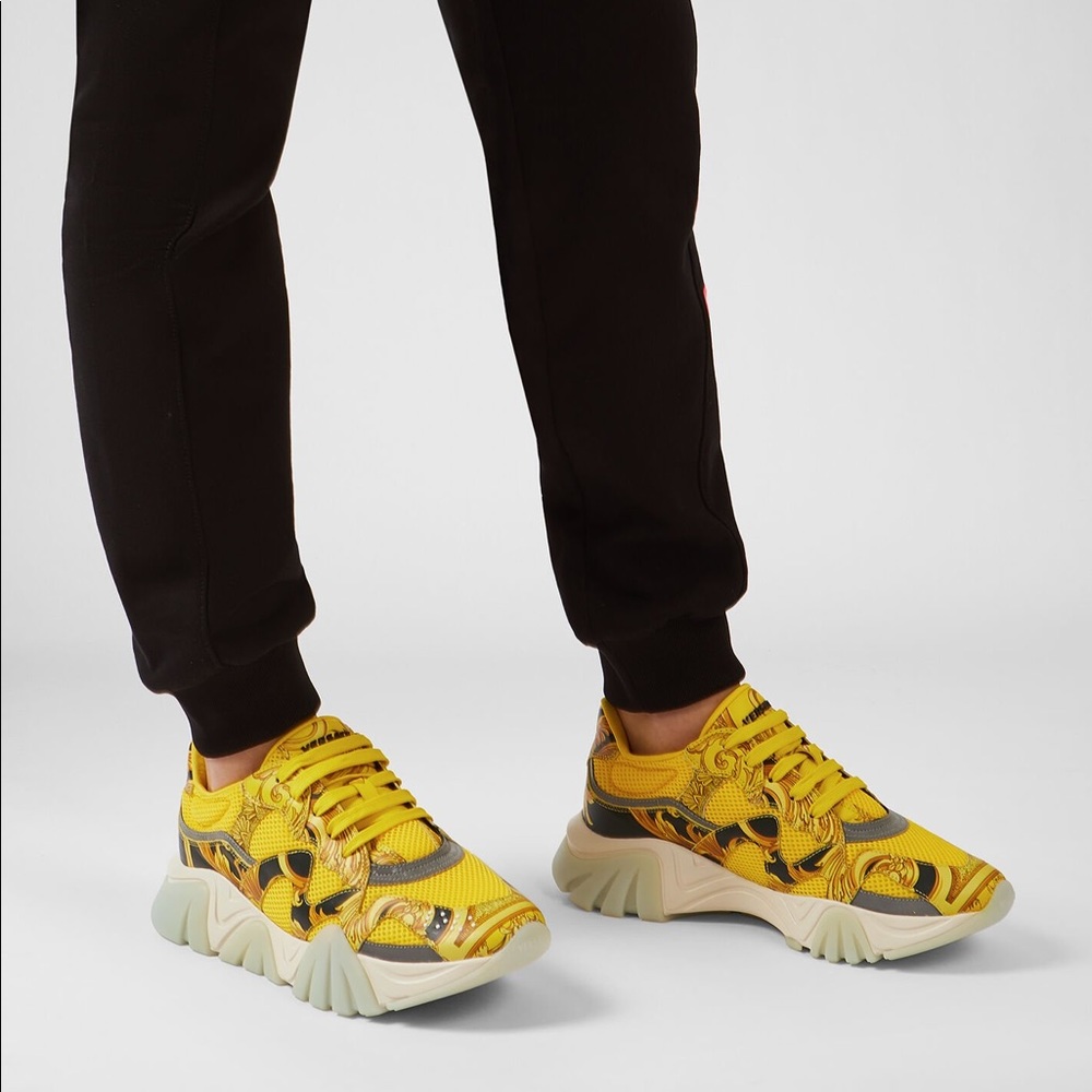 Versace Squalo sneakers baroque print